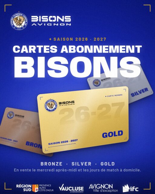 💳 Les cartes d'abonnement des Bisons pour la saison 2026-2027 sont en vente.
Trois cartes, tous les matchs à domicile :

◆ BRONZE · 100 € : + la casquette du club
◆ SILVER · 200 € : + accès au parking
◆ GOLD · 500 € : +1 invité à chaque match, accès au parking, le polo officiel

Où la prendre :
◆ tous les mercredis après-midi, au Parc des Sports
◆ les jours de match à domicile, à l'entrée du stade 
◆ à chaque after-work 

Soutenez les bisons ! 💙 Go Bisons Go ! 

#BisonsAvignon #RugbyAXIII #Avignon